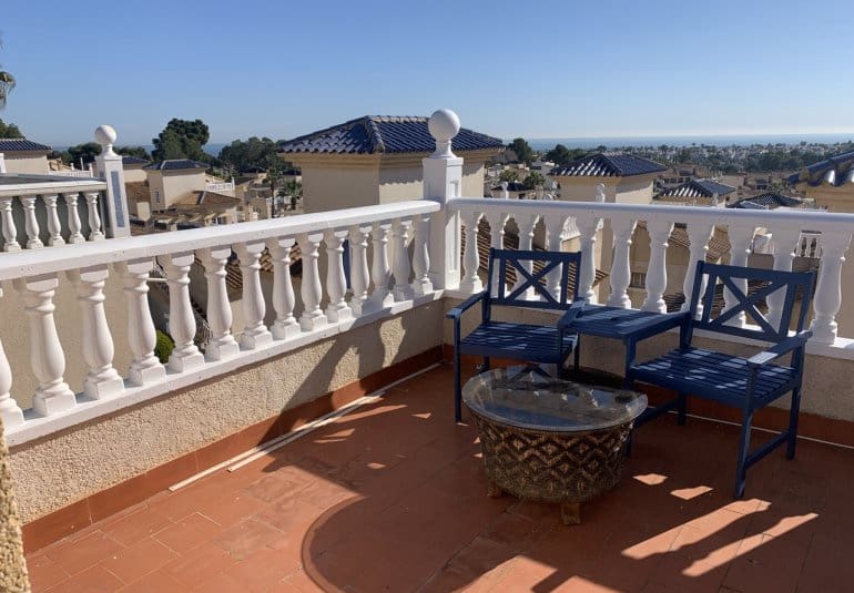 3 quarto Moradia para venda em Villamartin com piscina - 299 950 € (Ref: 9745148)