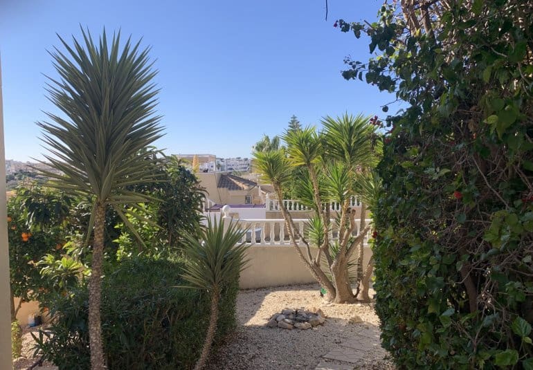 3 quarto Moradia para venda em Villamartin com piscina - 299 950 € (Ref: 9745148)