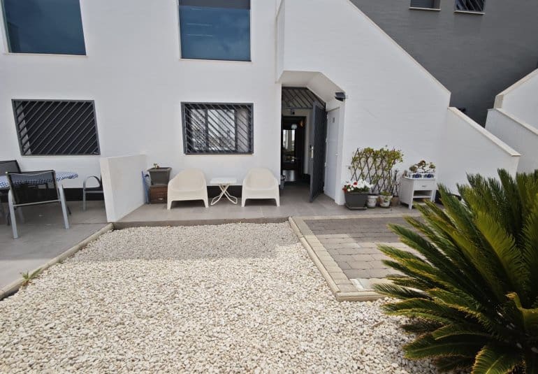 2 bedroom Apartment for sale in La Zenia with pool - € 267,500 (Ref: 9745150)