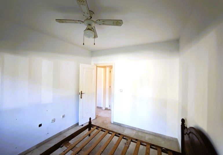 Apartamento de 3 habitaciones en Villamartin en venta con piscina - 199.000 € (Ref: 9745151)