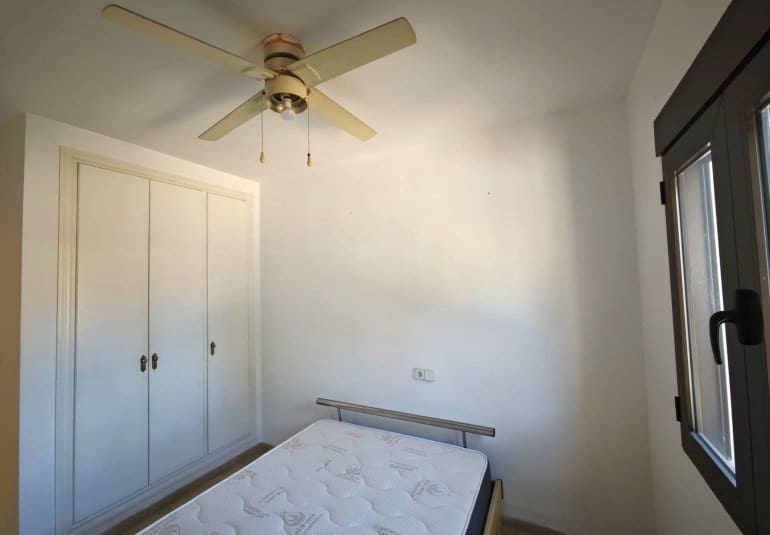 Apartamento de 3 habitaciones en Villamartin en venta con piscina - 199.000 € (Ref: 9745151)