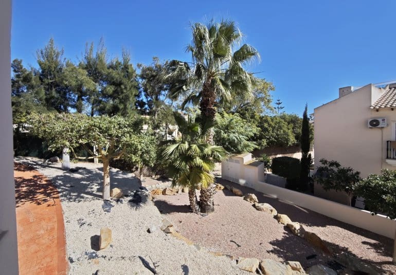 Apartamento de 3 habitaciones en Villamartin en venta con piscina - 199.000 € (Ref: 9745151)