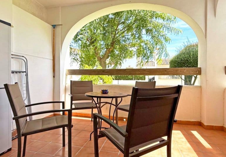 Apartamento de 2 habitaciones en Villamartin en venta con piscina - 199.000 € (Ref: 9745152)