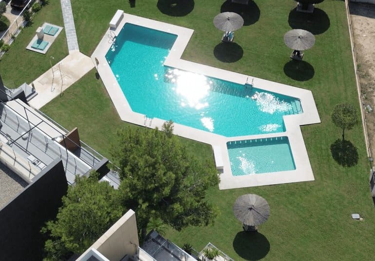 Apartamento de 2 habitaciones en Villamartin en venta con piscina - 255.000 € (Ref: 9745153)