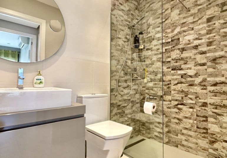 Apartamento de 2 habitaciones en Villamartin en venta con piscina - 255.000 € (Ref: 9745153)