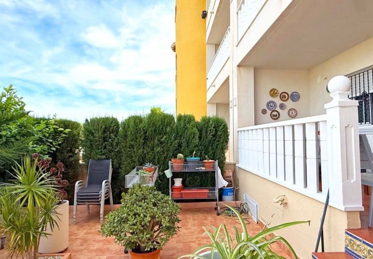 2 bedroom Apartment for sale in Orihuela Costa with pool - € 159,000 (Ref: 9745154)