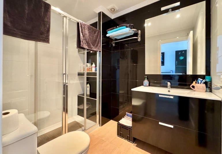 2 bedroom Apartment for sale in Orihuela Costa with pool - € 195,000 (Ref: 9745155)