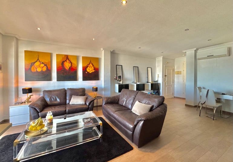 2 bedroom Apartment for sale in Orihuela Costa with pool - € 195,000 (Ref: 9745155)