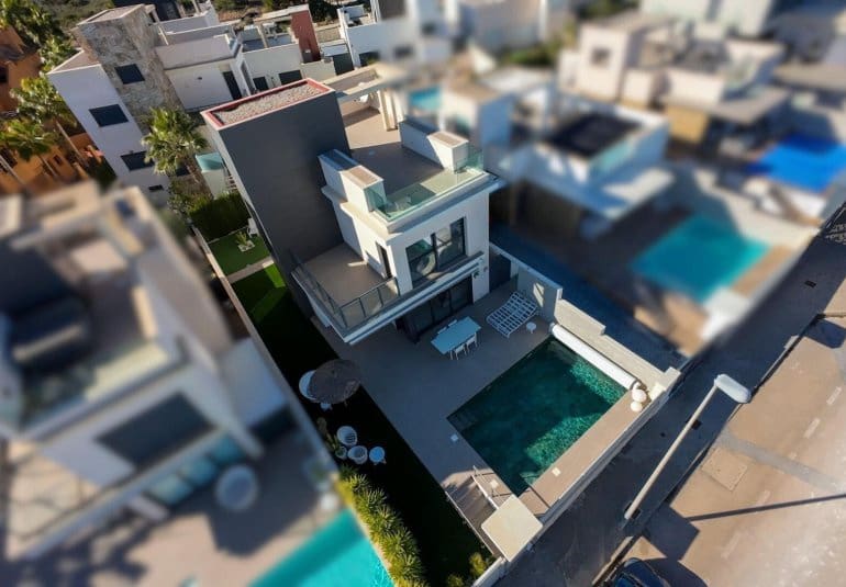 4 chambre Villa/Maison à vendre à San Miguel de Salinas avec piscine - 610 000 € (Ref: 9745156)