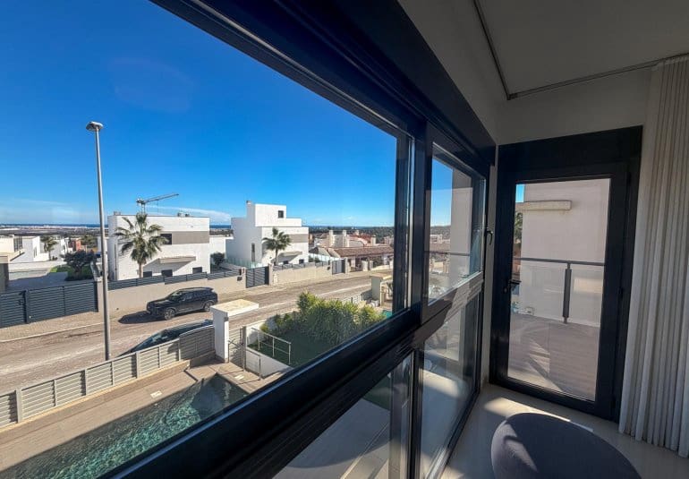 4 chambre Villa/Maison à vendre à San Miguel de Salinas avec piscine - 610 000 € (Ref: 9745156)