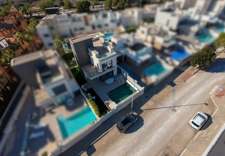 4 chambre Villa/Maison à vendre à San Miguel de Salinas avec piscine - 610 000 € (Ref: 9745156)