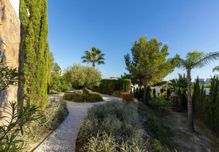 4 bedroom Villa for sale in Las Colinas Golf - € 1,700,000 (Ref: 9745157)