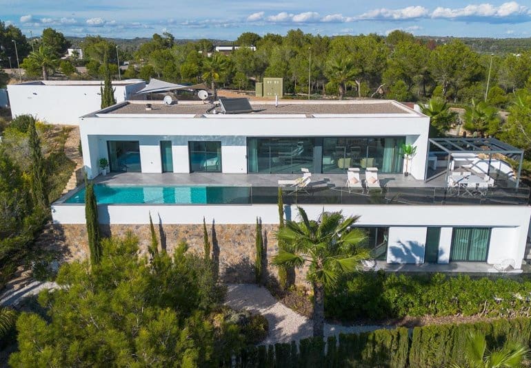 4 bedroom Villa for sale in Las Colinas Golf - € 1,700,000 (Ref: 9745157)