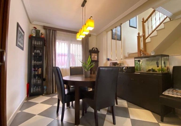 3 bedroom Villa for sale in Orihuela Costa with pool - € 324,995 (Ref: 9745160)