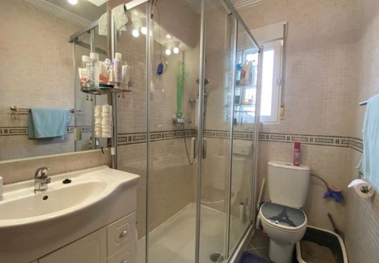 3 bedroom Villa for sale in Orihuela Costa with pool - € 324,995 (Ref: 9745160)