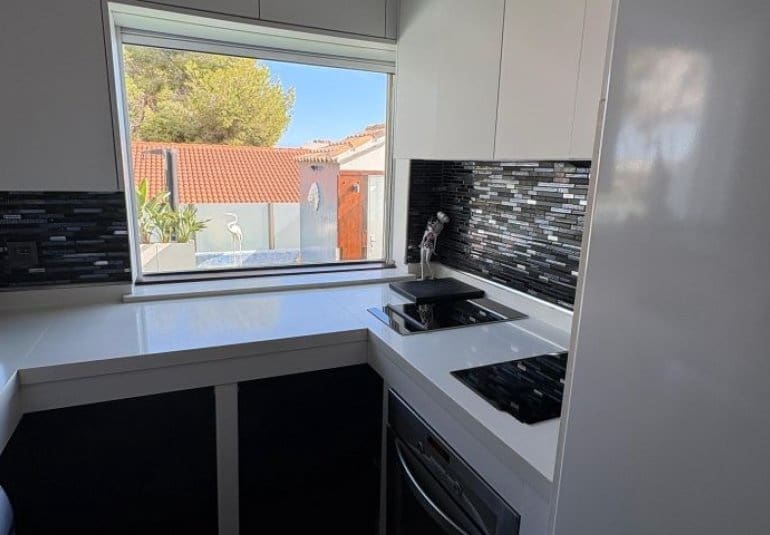 Chalet de 3 habitaciones en Orihuela Costa en venta con piscina - 396.000 € (Ref: 9745161)