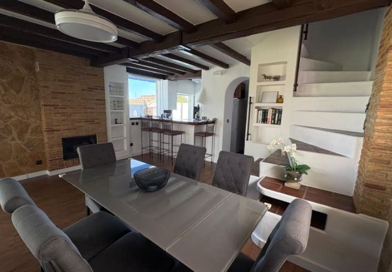 Chalet de 3 habitaciones en Orihuela Costa en venta con piscina - 396.000 € (Ref: 9745161)