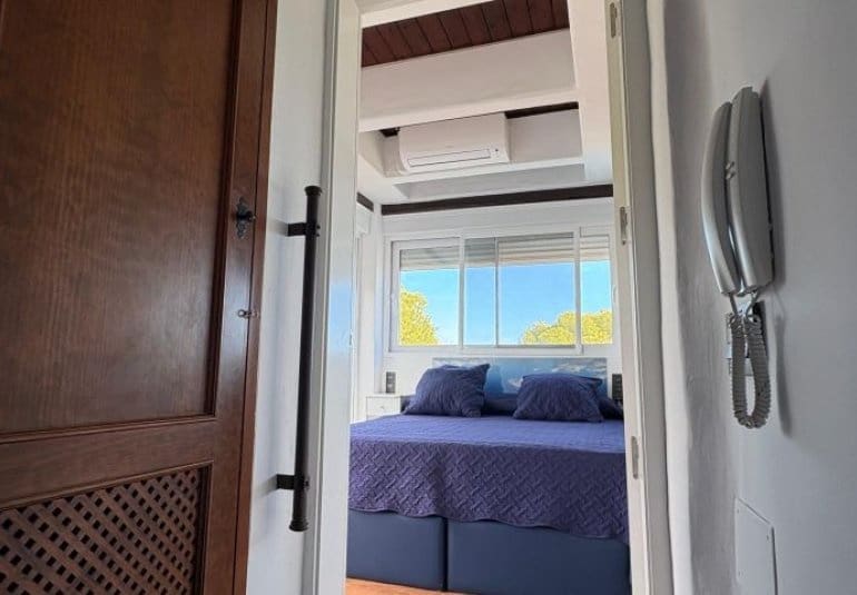 Chalet de 3 habitaciones en Orihuela Costa en venta con piscina - 396.000 € (Ref: 9745161)