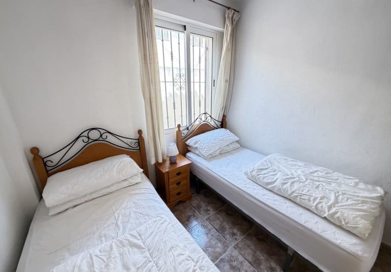 2 Zimmer Apartment zu verkaufen in La Zenia mit Pool - 199.999 € (Ref: 9772468)