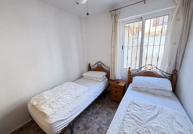 2 Zimmer Apartment zu verkaufen in La Zenia, Orihuela mit Pool - 199.999 € (Ref: 9772468)