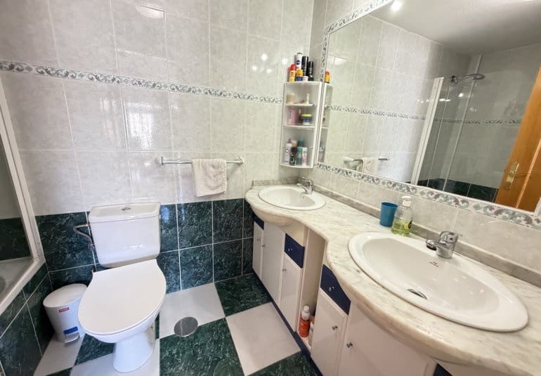 2 Zimmer Apartment zu verkaufen in La Zenia mit Pool - 199.999 € (Ref: 9772468)