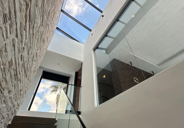 4 soveværelse Villa til salg i Villamartin med swimmingpool - € 2.950.000 (Ref: 9772469)