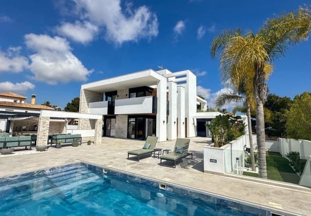 4 chambre Villa/Maison à vendre à Villamartin, Orihuela avec piscine - 2 950 000 € (Ref: 9772469)