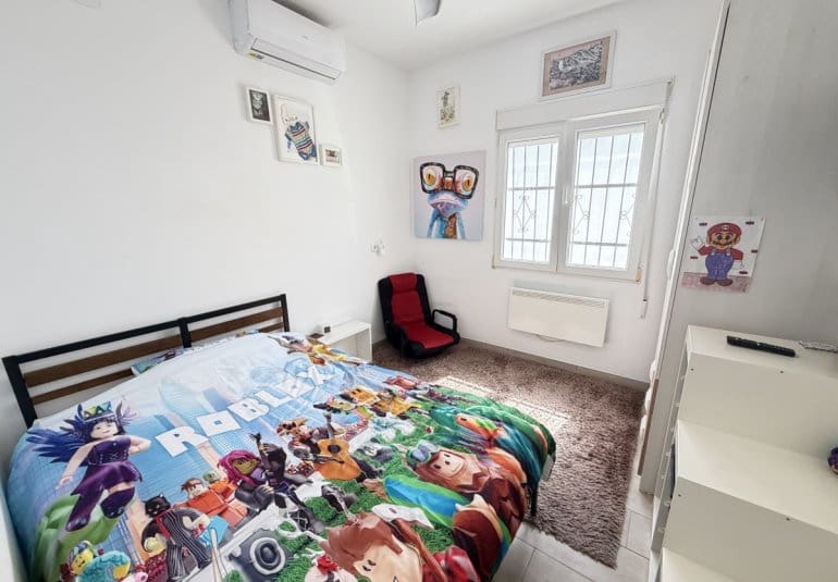 2 quarto Bungalow para venda em Villamartin - 219 995 € (Ref: 9795724)