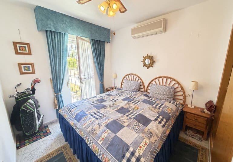 2 slaapkamer Appartement te koop in Villamartin met zwembad - € 159.995 (Ref: 9795725)