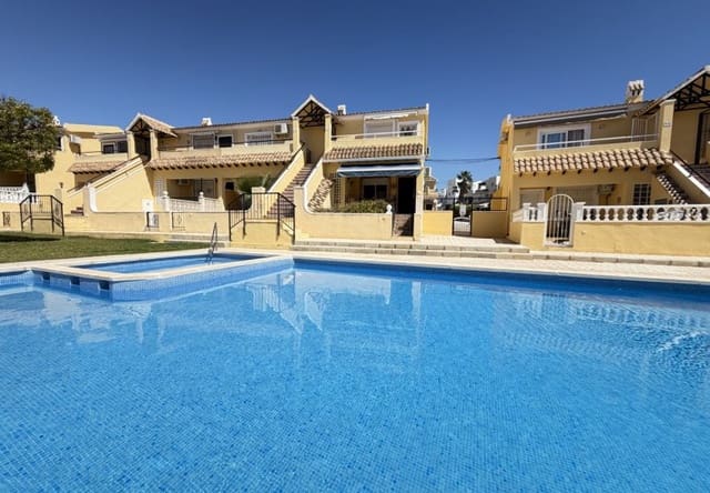 2 slaapkamer Appartement te koop in Villamartin, Orihuela met zwembad - € 159.995 (Ref: 9795725)