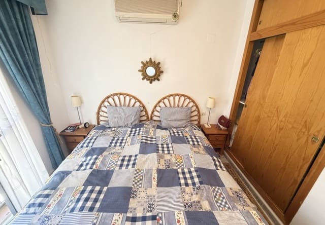 2 slaapkamer Appartement te koop in Villamartin, Orihuela met zwembad - € 159.995 (Ref: 9795725)