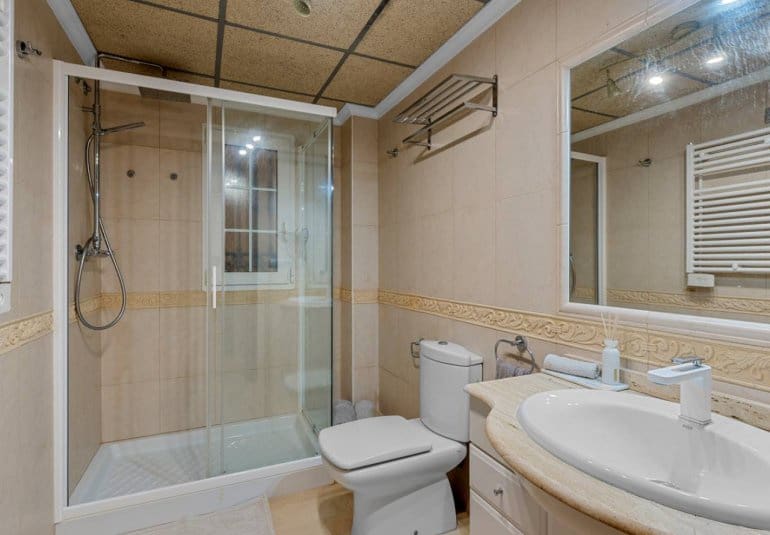 2 soveværelse Lejlighed til salg i Cabo Roig med swimmingpool - € 359.990 (Ref: 9796585)