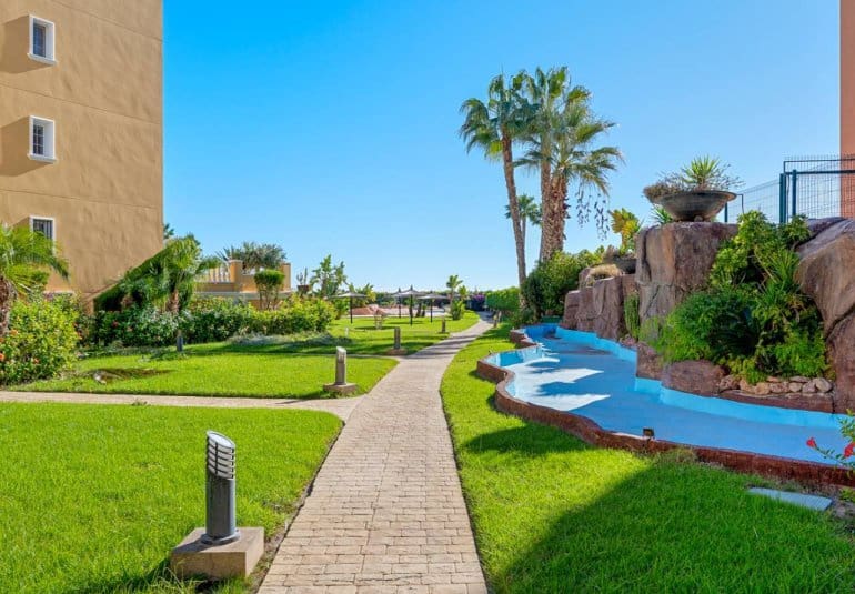 2 soveværelse Lejlighed til salg i Cabo Roig med swimmingpool - € 359.990 (Ref: 9796585)