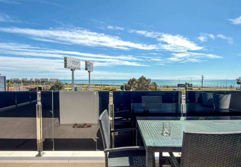 3 quarto Apartamento para venda em Playa Flamenca com piscina - 450 000 € (Ref: 9796586)