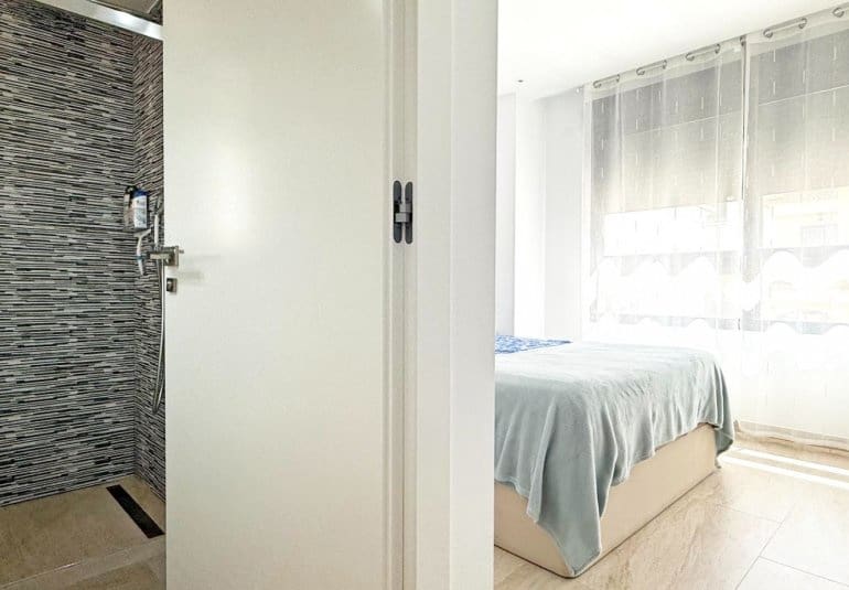 3 bedroom Villa for sale in Villamartin with pool - € 495,000 (Ref: 9796588)