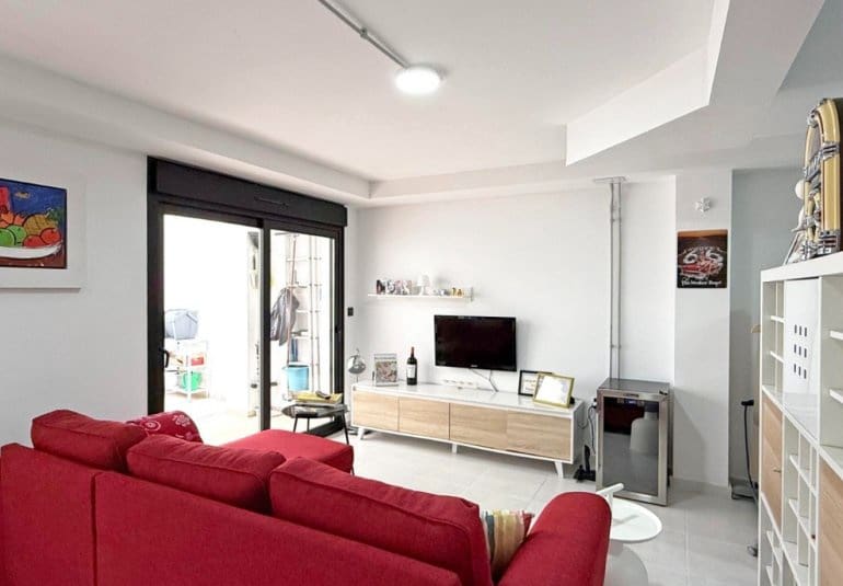 3 bedroom Villa for sale in Villamartin with pool - € 495,000 (Ref: 9796588)