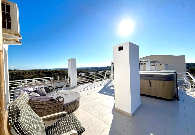 3 quarto Apartamento para venda em Las Ramblas Golf com piscina - 425 000 € (Ref: 9796590)