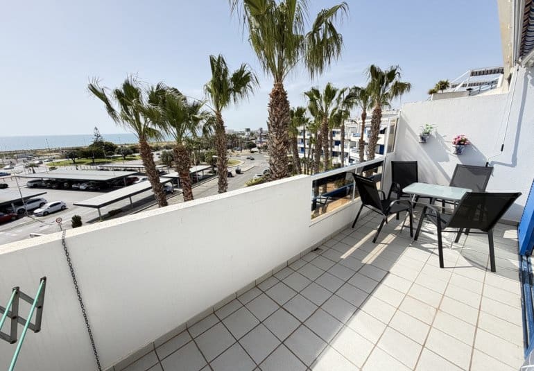 2 bedroom Apartment for sale in Playa Flamenca with pool - € 225,000 (Ref: 9796592)