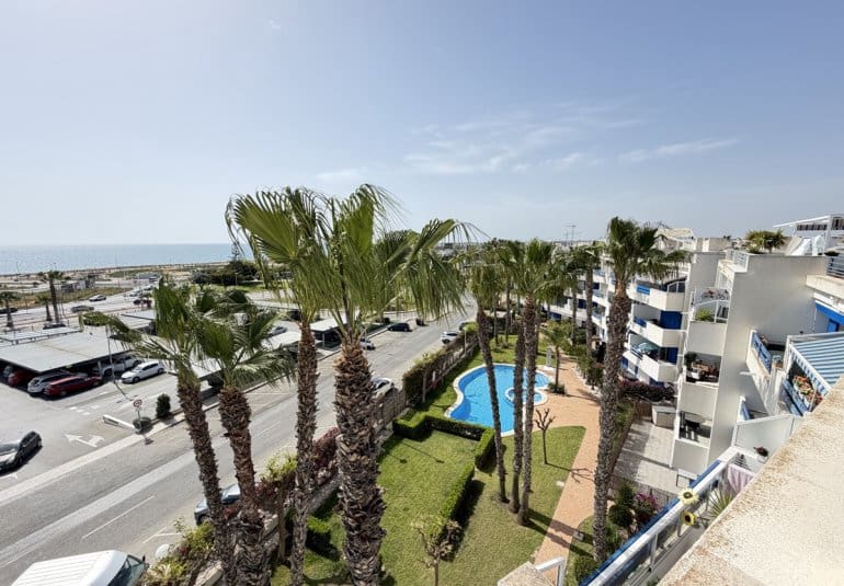 2 bedroom Apartment for sale in Playa Flamenca with pool - € 225,000 (Ref: 9796592)