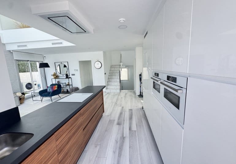 4 slaapkamer Villa te koop in Orihuela Costa met zwembad - € 635.000 (Ref: 9796593)