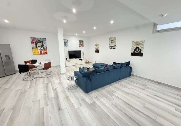 4 slaapkamer Villa te koop in Orihuela Costa met zwembad - € 635.000 (Ref: 9796593)