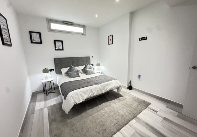 4 slaapkamer Villa te koop in Orihuela Costa met zwembad - € 635.000 (Ref: 9796593)