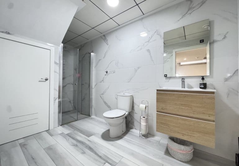 4 slaapkamer Villa te koop in Orihuela Costa met zwembad - € 635.000 (Ref: 9796593)