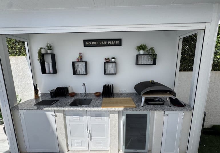 4 slaapkamer Villa te koop in Orihuela Costa met zwembad - € 635.000 (Ref: 9796593)