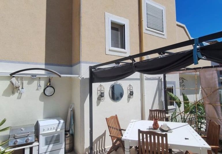 3 sypialnia Willa na sprzedaż w Orihuela Costa z basenem - 369 995 € (Ref: 9796594)