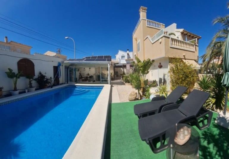 3 sypialnia Willa na sprzedaż w Orihuela Costa z basenem - 369 995 € (Ref: 9796594)