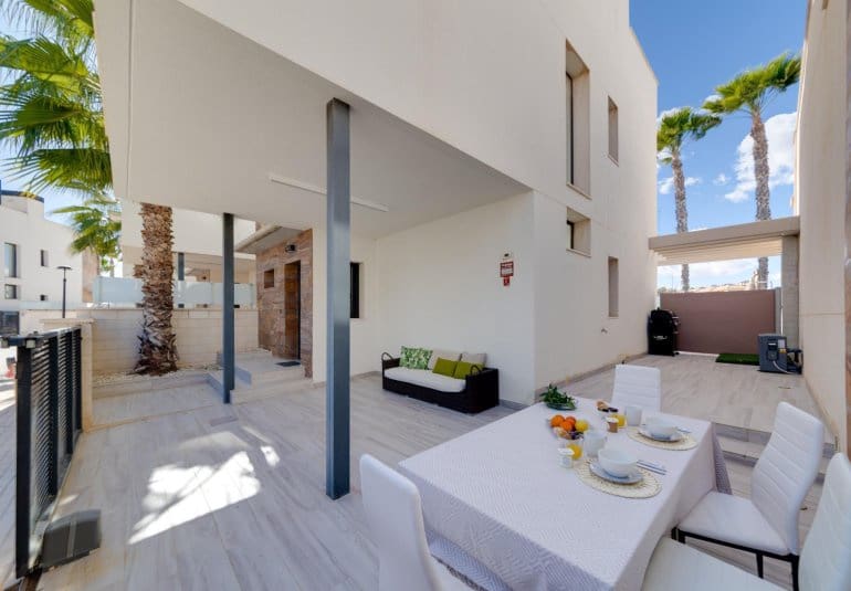 3 quarto Moradia para venda em Orihuela Costa - 450 000 € (Ref: 9796598)