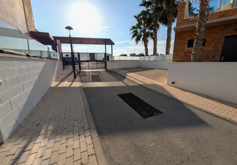 3 quarto Moradia para venda em Orihuela Costa - 450 000 € (Ref: 9796598)