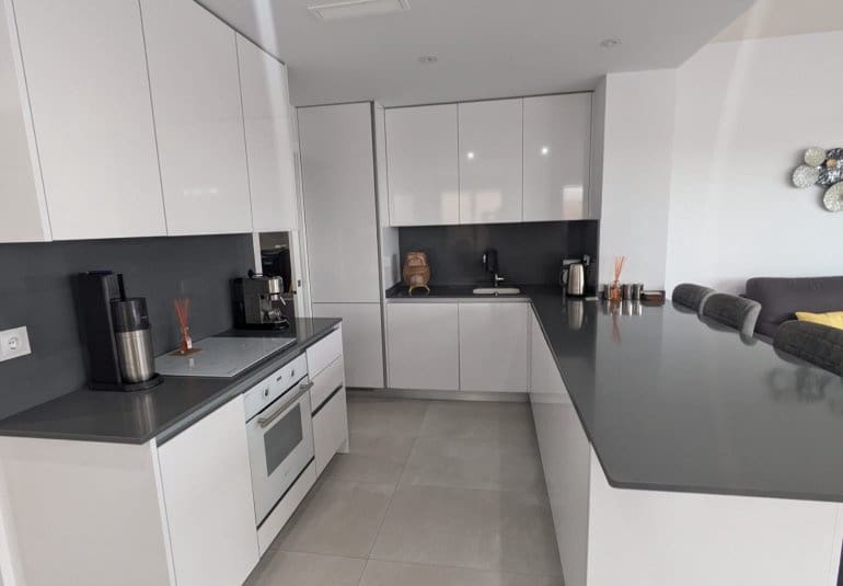 Villa til salg i Villamartin - € 625.000 (Ref: 9796599)