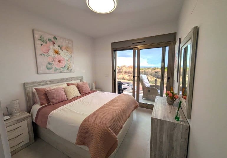 Villa til salg i Villamartin - € 625.000 (Ref: 9796599)